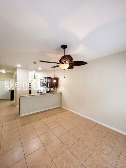 Building Photo - 8503 Brushleaf Way