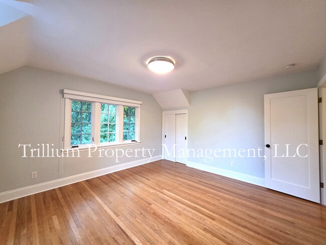 Building Photo - 2665 SW Brae Mar Ct