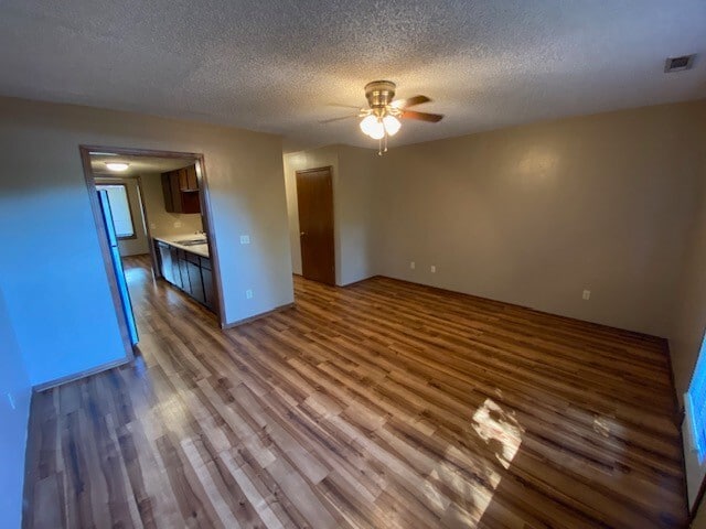 Building Photo - 776 N Storer Ave