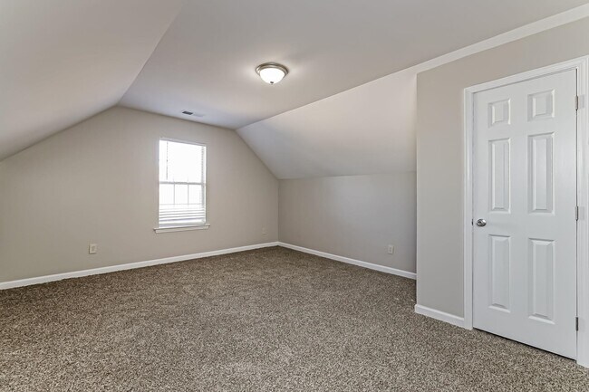 Building Photo - 5377 Ragan Ridge Dr