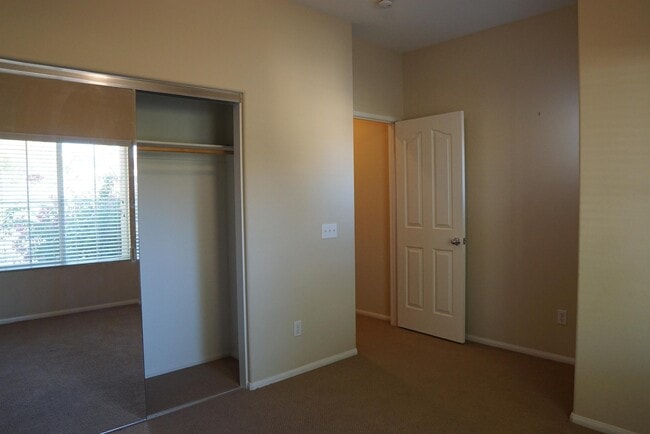 Building Photo - 1207 Palmas Ridge