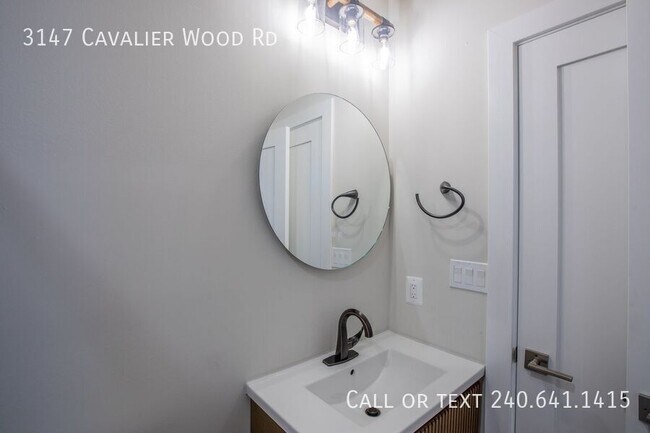 Building Photo - 3147 Cavalier Wood Rd