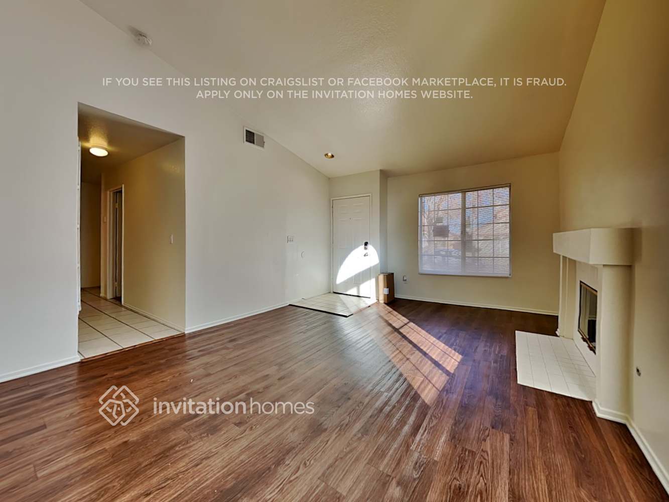 Building Photo - 3140 Crowne Dr