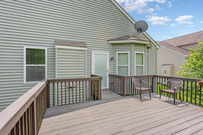 Building Photo - 7862 Waggoner Trace Dr