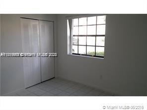 Building Photo - 1120 N Franklin Ave