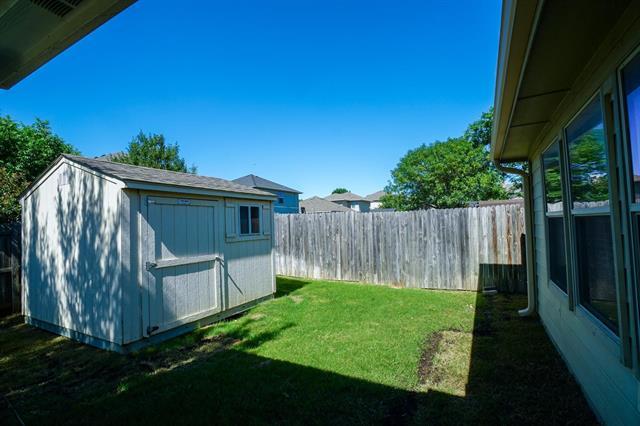 Building Photo - 624 White Falcon Way