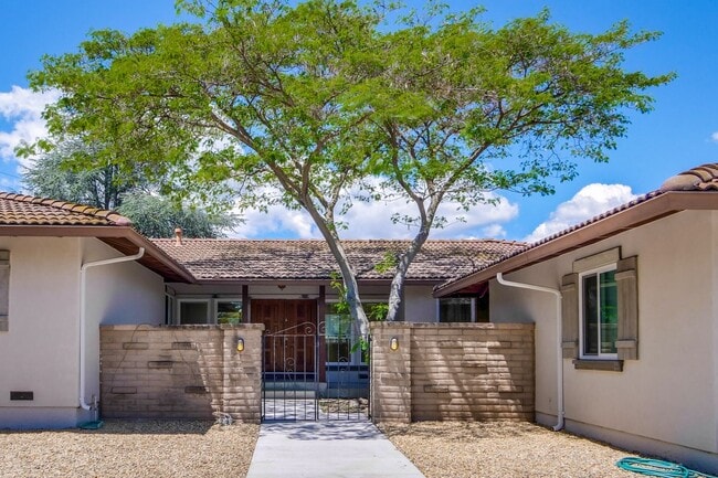 Building Photo - Gorgeous Newly Remodeled Saratoga Golden T...
