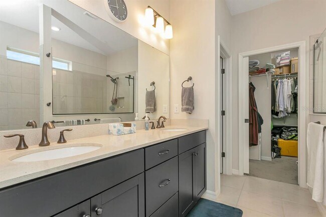 Building Photo - 11701 Brighton Knoll Loop