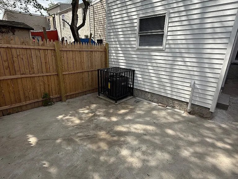 Building Photo - 2823 Ruth St