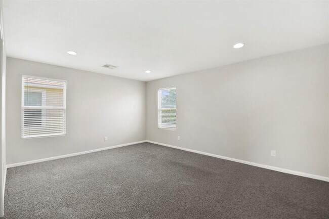 Building Photo - 9820 Lace Flower Way