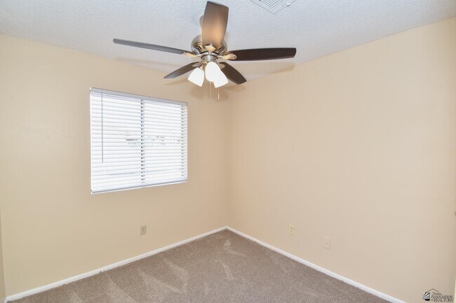 Building Photo - 2878 S 18th Ave