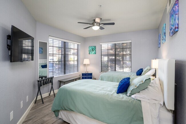 Building Photo - 9695 N 93rd Way