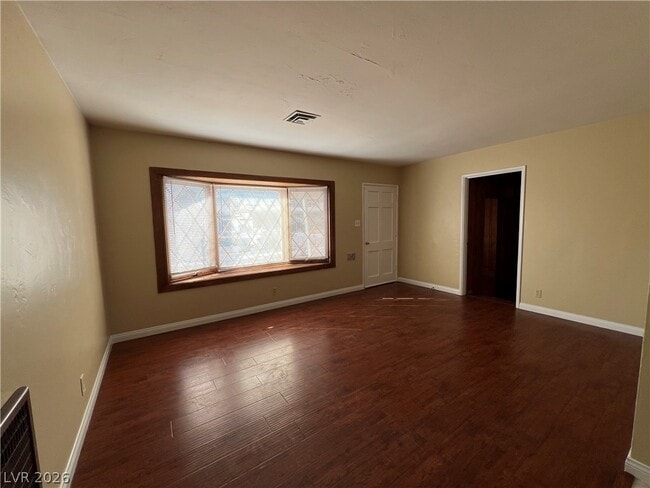 Building Photo - 1425 Wengert Ave