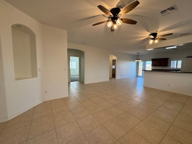 Building Photo - 3BR,2BS Custom home w/3 Car-Boat Deep Garage-Target shopping area