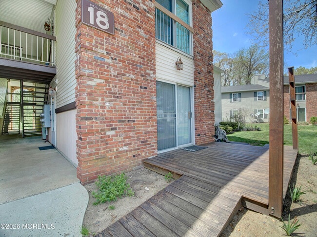 Building Photo - 18-4 Augusta Ct