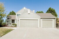 Building Photo - 7918 Berkshire Ln