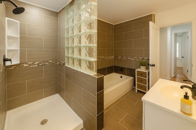 Building Photo - 17376 Woodingham Dr