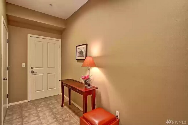 Building Photo - 8760 Greenwood Ave N