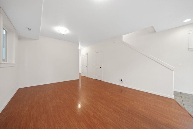 Building Photo - 1512 SE 117th Ave