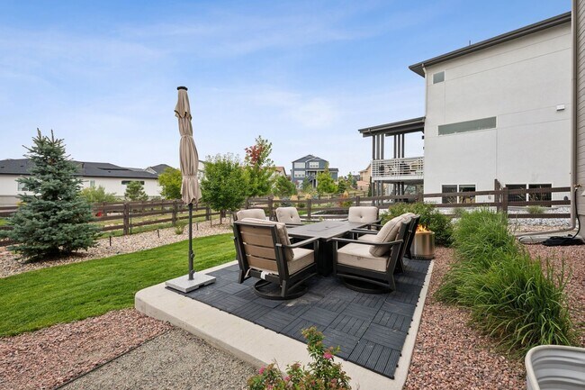 Building Photo - Absolutely Gorgeous Cordera Home