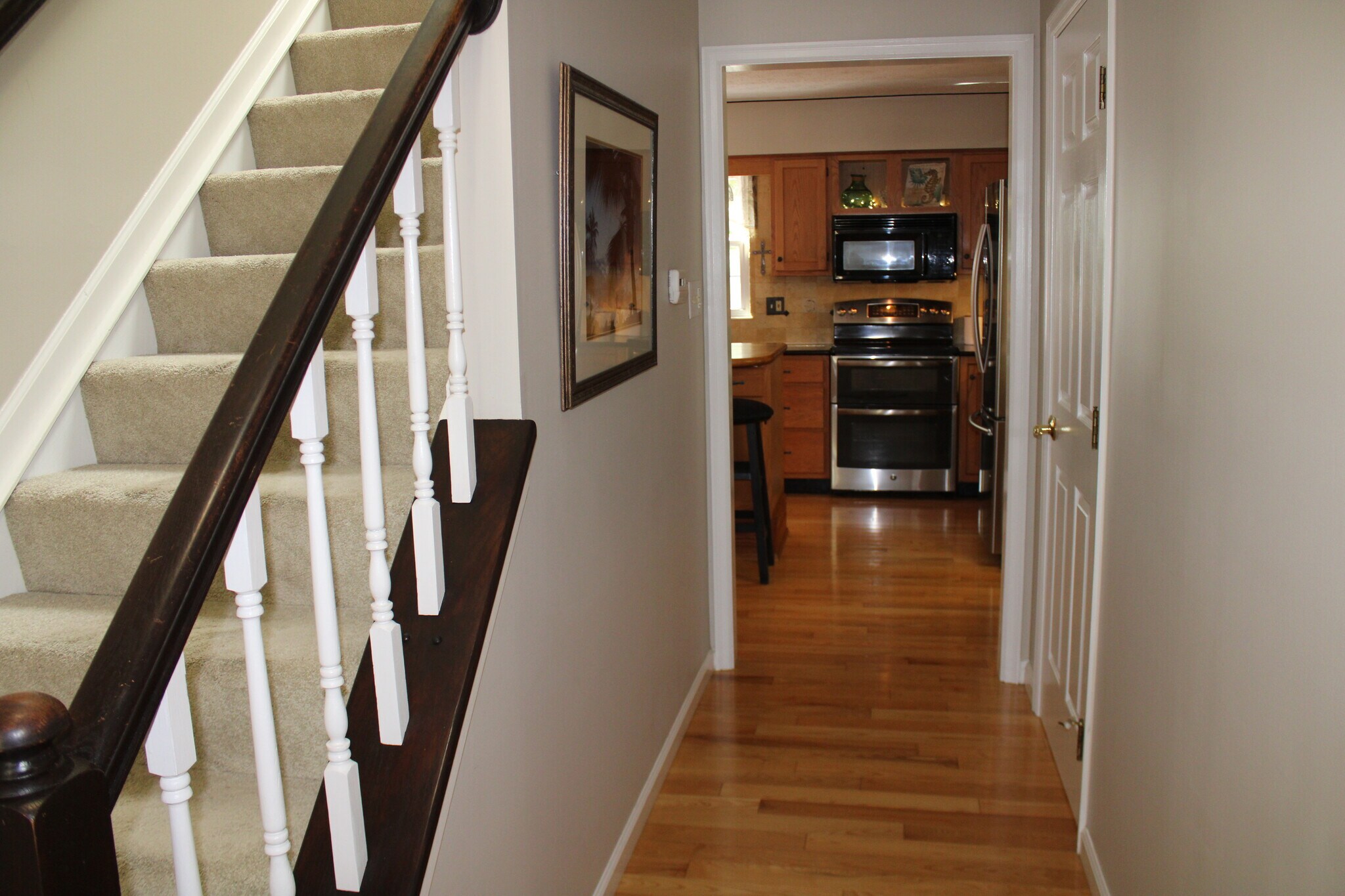 Stairs - 411 Lundy Ct
