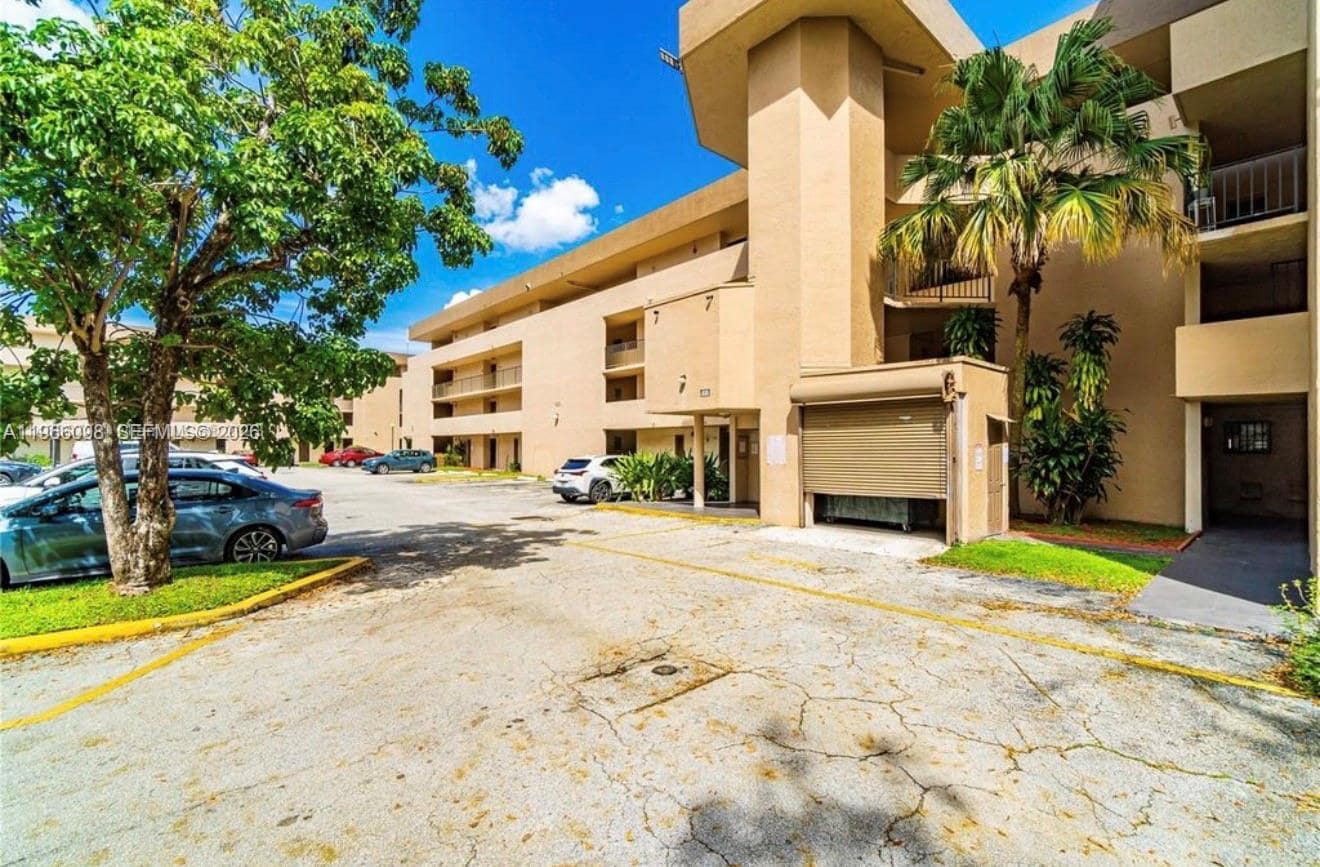 Building Photo - 830 NW 87th Ave