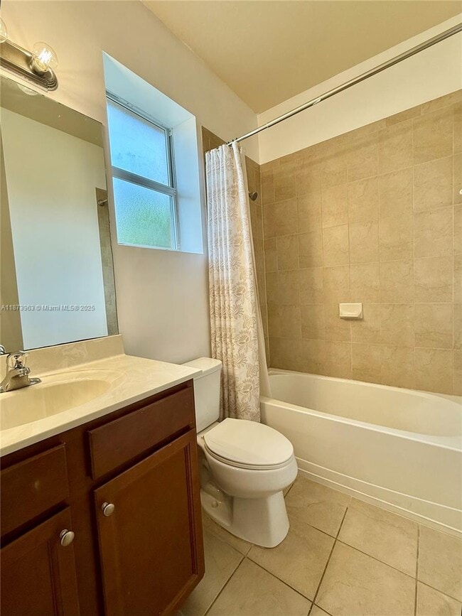 Building Photo - 9575 SW 171st Pl
