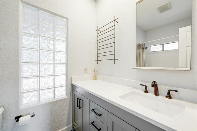 Building Photo - 1741 Spyglass Dr