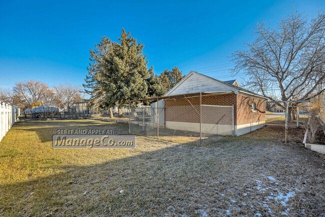 Building Photo - Freshly Renovated Clearfield Rambler | Move-In Ready