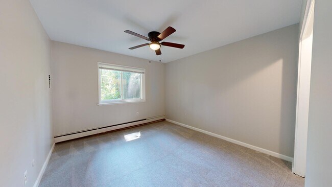 Building Photo - 124 Allen Dr