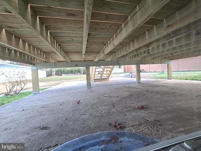 Building Photo - 4813 Lawrence St