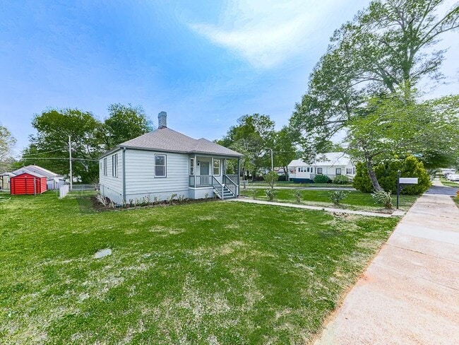 Building Photo - 22 Ohio St