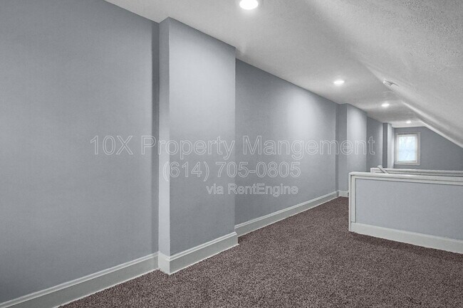 Building Photo - 614 Lilley Ave