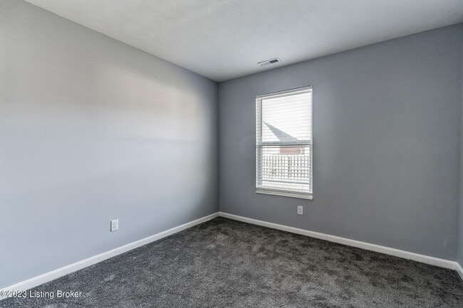 Building Photo - 123 Gadwall Ct