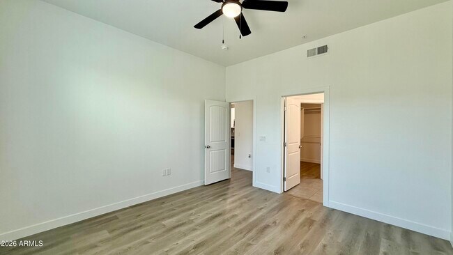 Building Photo - 9160 N 67th Ave