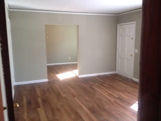 Building Photo - **AVAILABLE NOW**Nice 3 Bedroom / 1 Bathroom Home for Rent in Columbus, GA***
