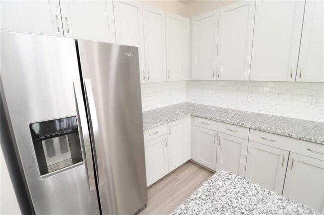 Building Photo - 104 Kineton Woods Way