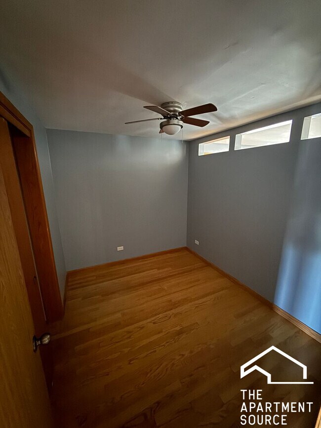 Building Photo - 3556 N Nagle Ave