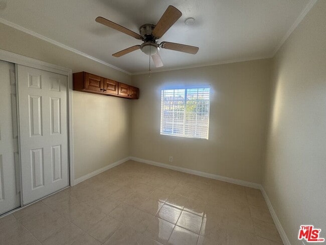 Building Photo - 319 N Coronado St