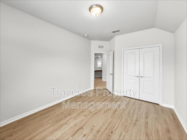 Building Photo - 8120 Charford Dr