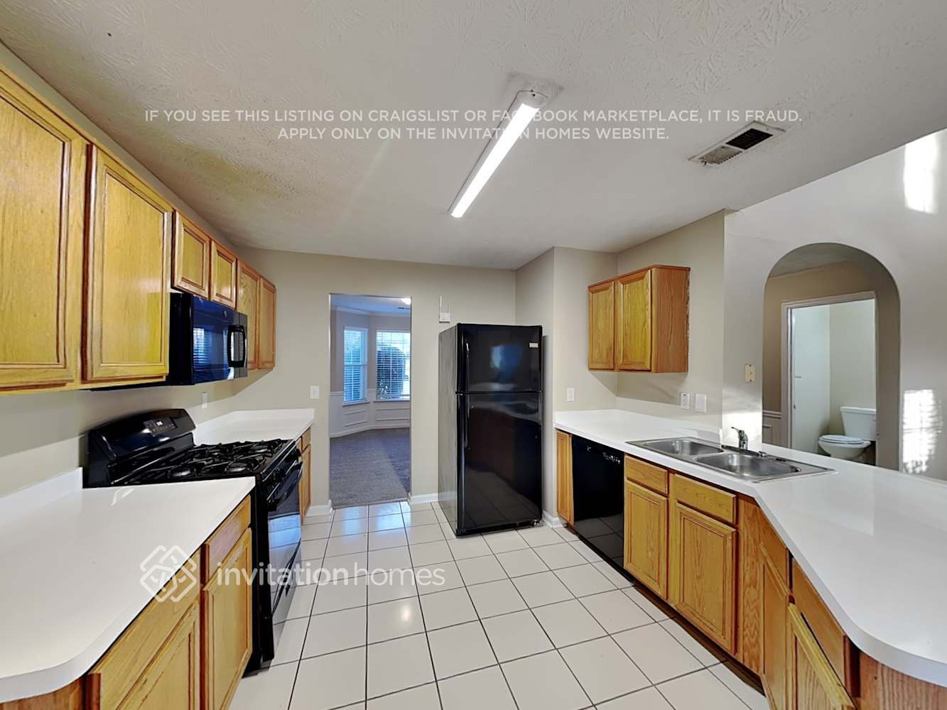 Building Photo - 3262 Ashgrove Ln SW