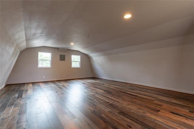 Building Photo - 2225 Park Hill Dr