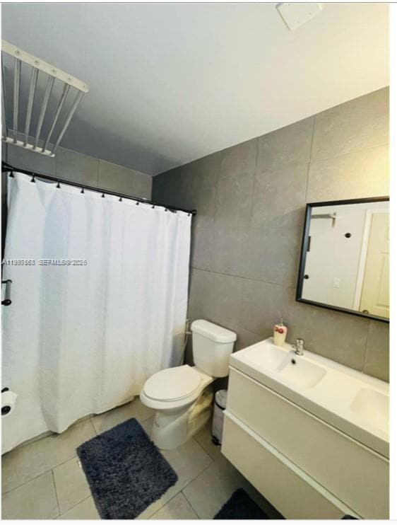 Building Photo - 721 SW 69th Ave