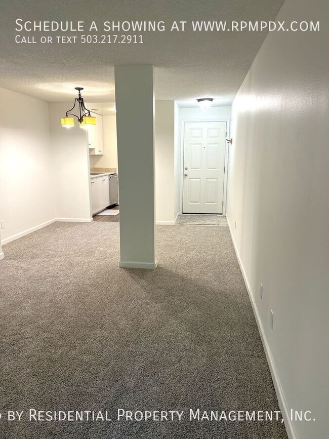 Building Photo - 12618 NW Barnes Rd