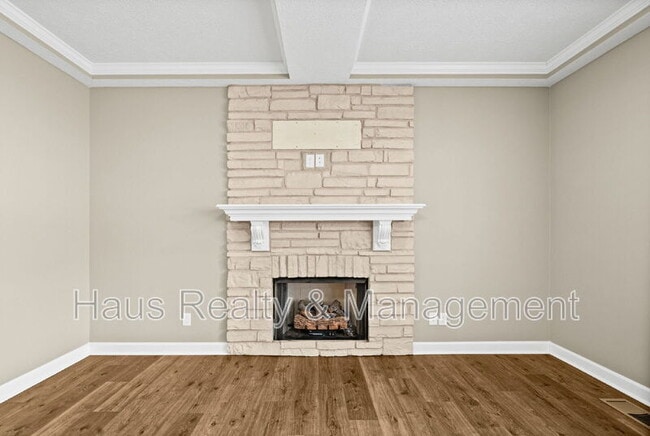 Building Photo - 415 Glenstone Springs Dr