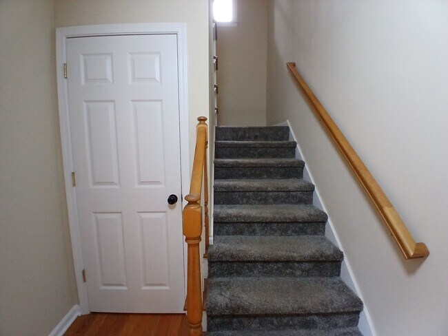 Building Photo - 4761 Habersham Way SE