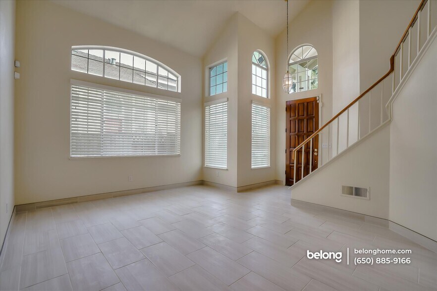 Building Photo - 34141 Finnigan Terrace