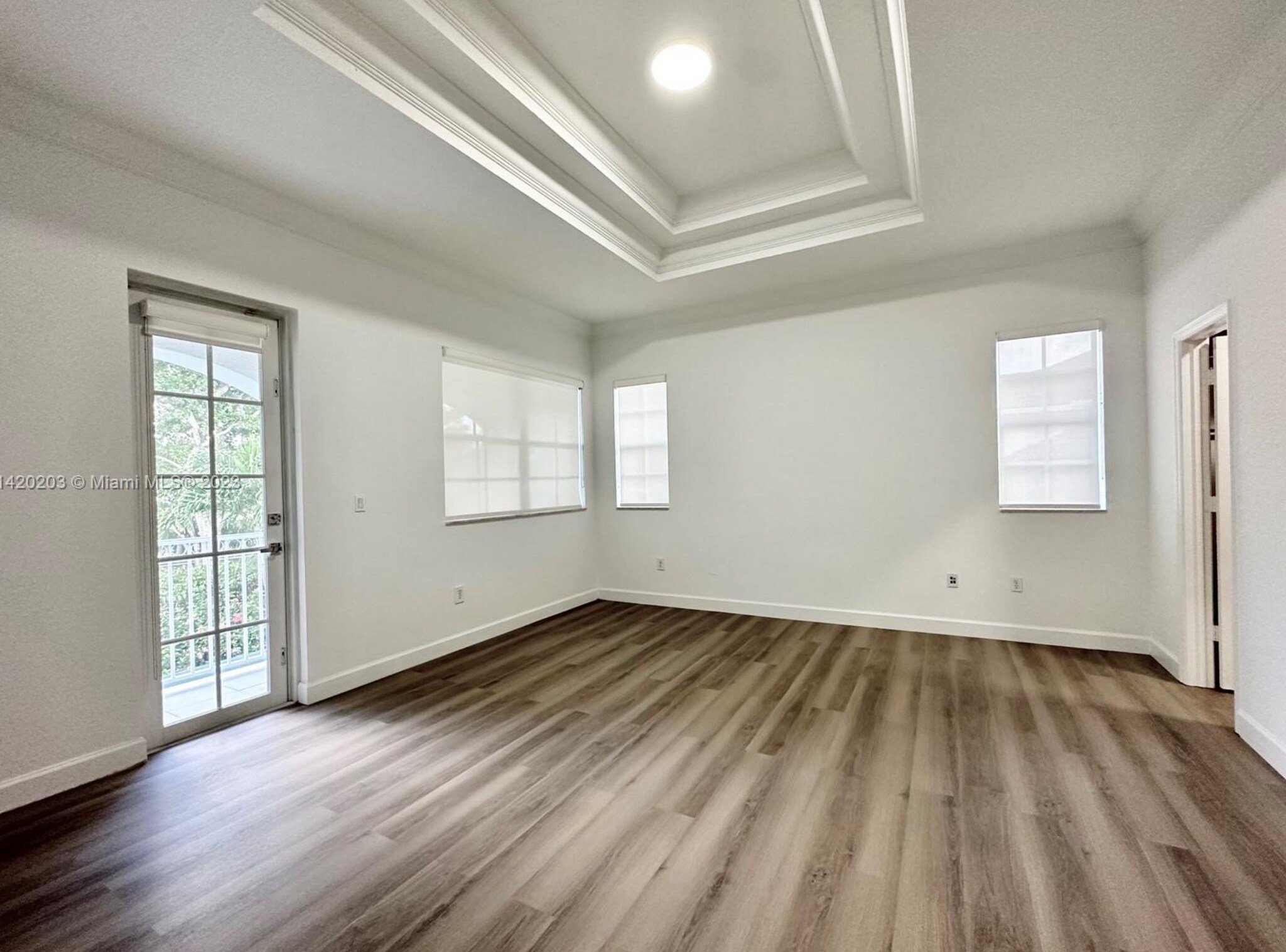 Building Photo - 6864 NW 113th Pl
