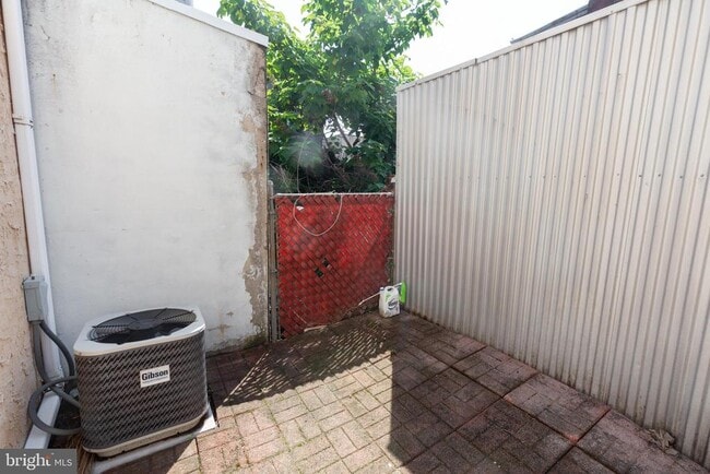 Building Photo - 808 Gaul St