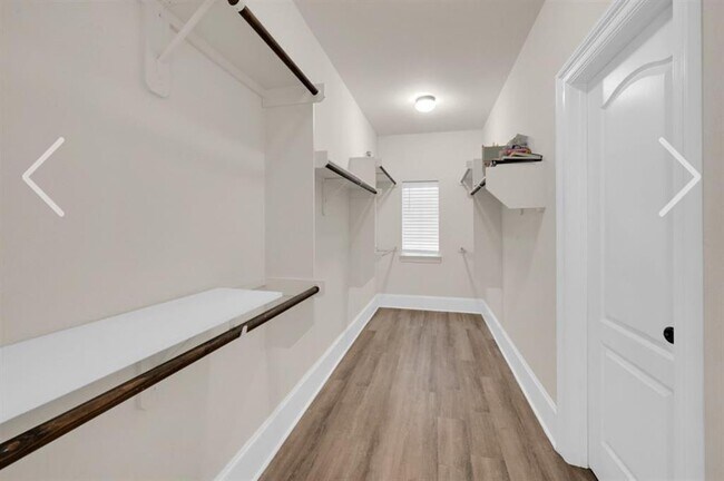 Building Photo - 9930 Pennymill Dr